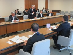 洞理事長が県に財政支援要請