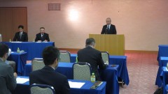 県医機販協の総会であいさつする上野会長